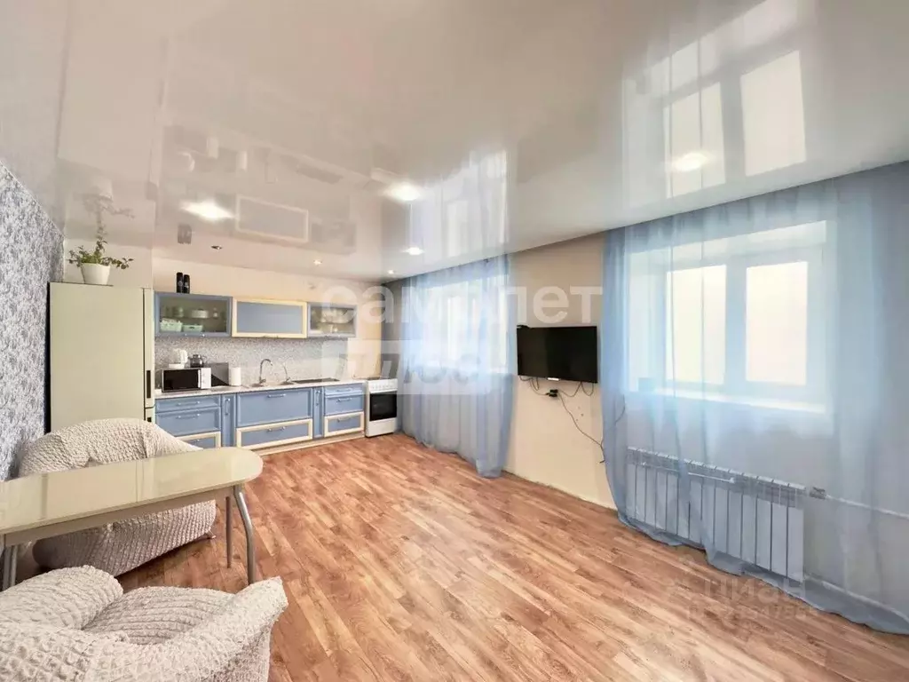 2-к кв. Хабаровский край, Комсомольск-на-Амуре ул. Лазо, 23 (55.4 м) - Фото 1