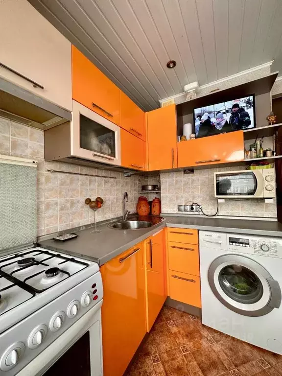 2-к кв. Ленинградская область, Гатчина ул. Авиатриссы Зверевой, 13к2 ... - Фото 2