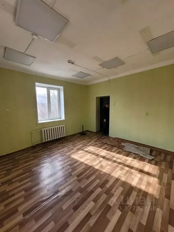 Помещение свободного назначения в Омская область, Омск Братская ул., ... - Фото 2