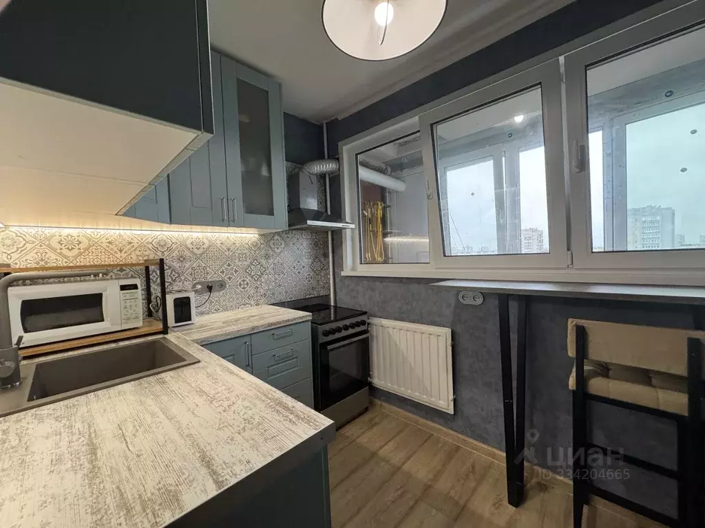 3-к кв. Санкт-Петербург ул. Кустодиева, 10К2 (52.4 м) - Фото 1