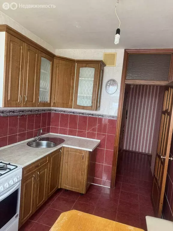 3-комнатная квартира: Волгоград, улица Сухова, 19 (65 м) - Фото 1