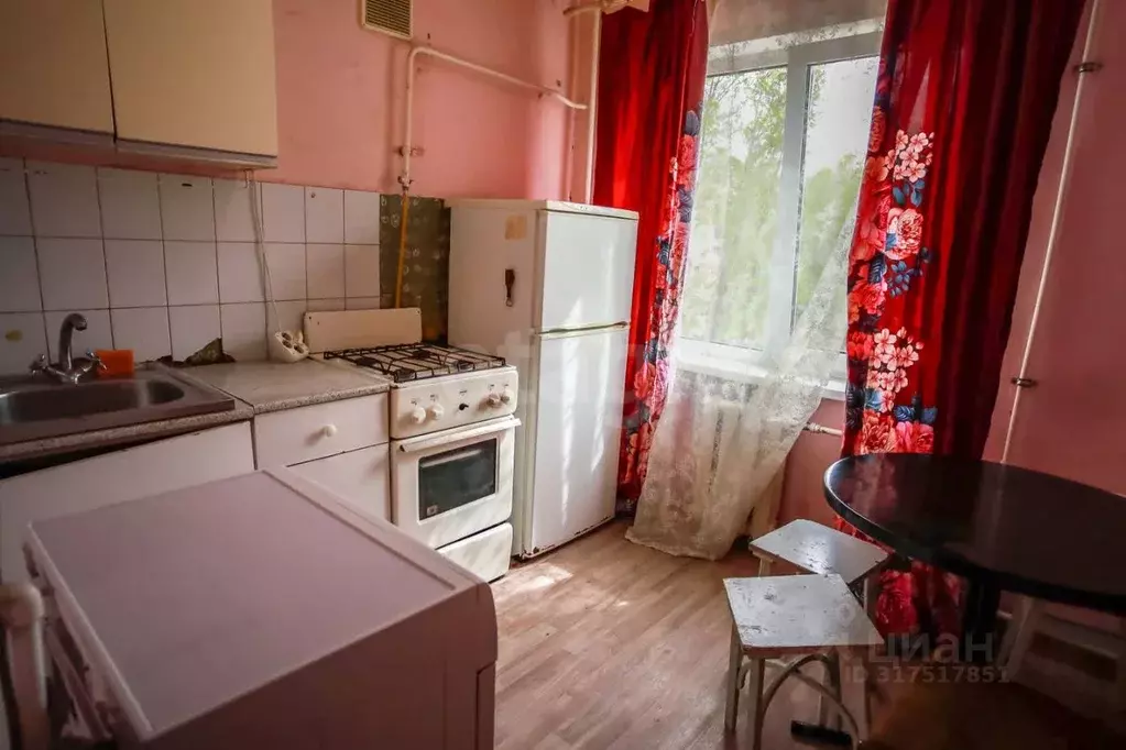 2-к кв. Вологодская область, Череповец ул. Металлургов, 51 (40.8 м) - Фото 1