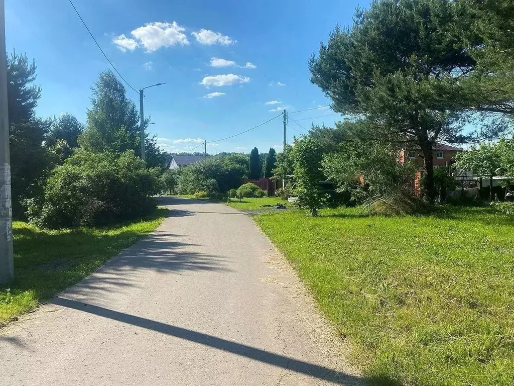 Участок в Московская область, Сергиево-Посадский городской округ, д. ... - Фото 1