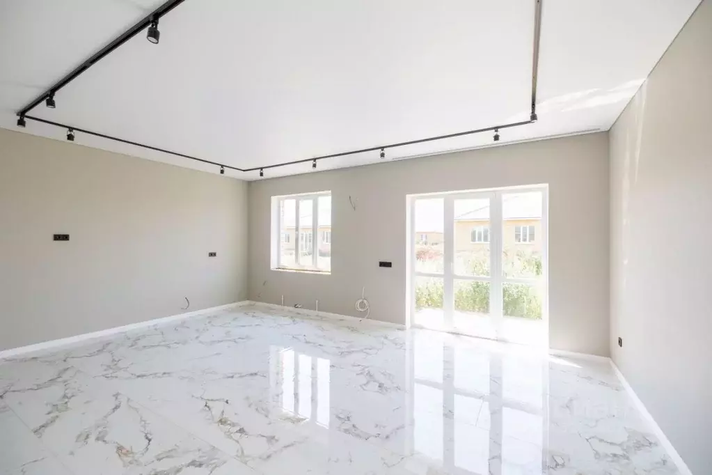 Дом в Оренбургская область, Оренбургский район, с. Благословенка пер. ... - Фото 0