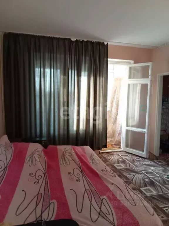 2-к кв. Крым, Черноморское пгт ул. Димитрова, 10Б (50.6 м) - Фото 2