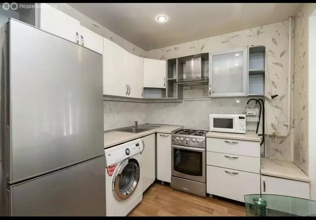 3-комнатная квартира: Благовещенск, Амурская улица, 27 (60 м) - Фото 0