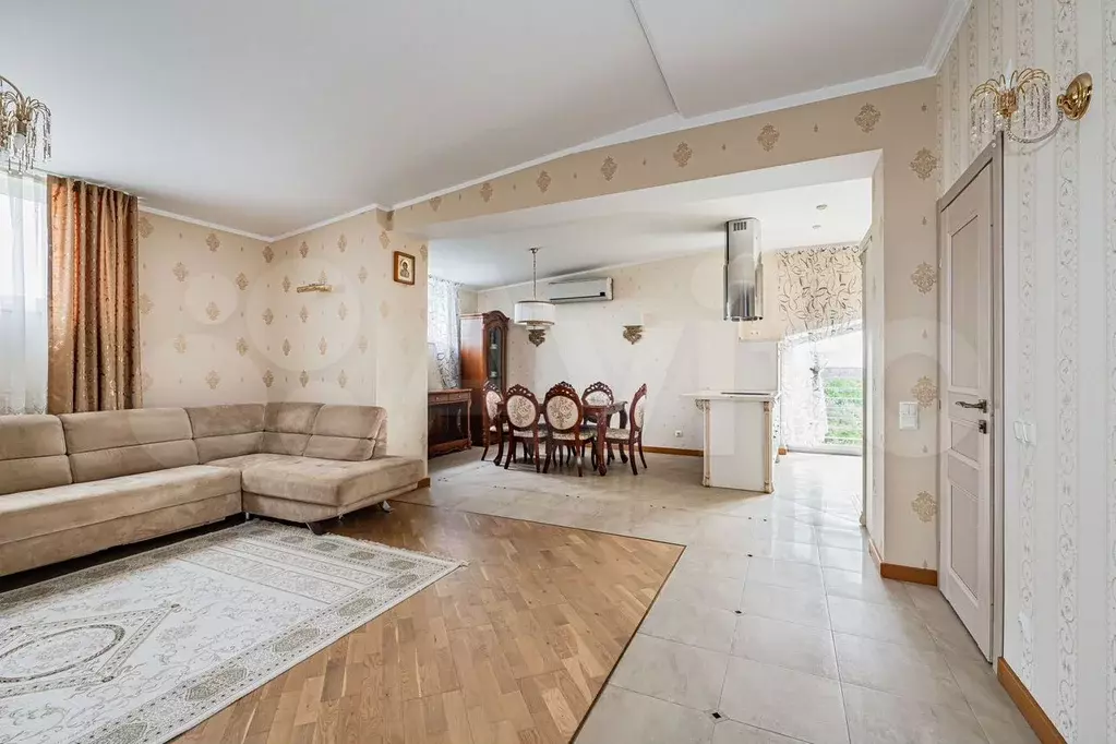 2-к. квартира, 90,5 м, 9/9 эт. - Фото 0