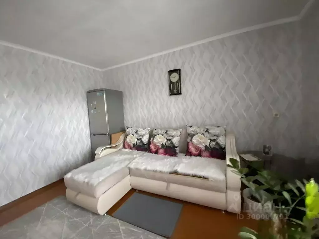 3-к кв. Бурятия, Улан-Удэ Горхонская ул., 9 (61.3 м) - Фото 1