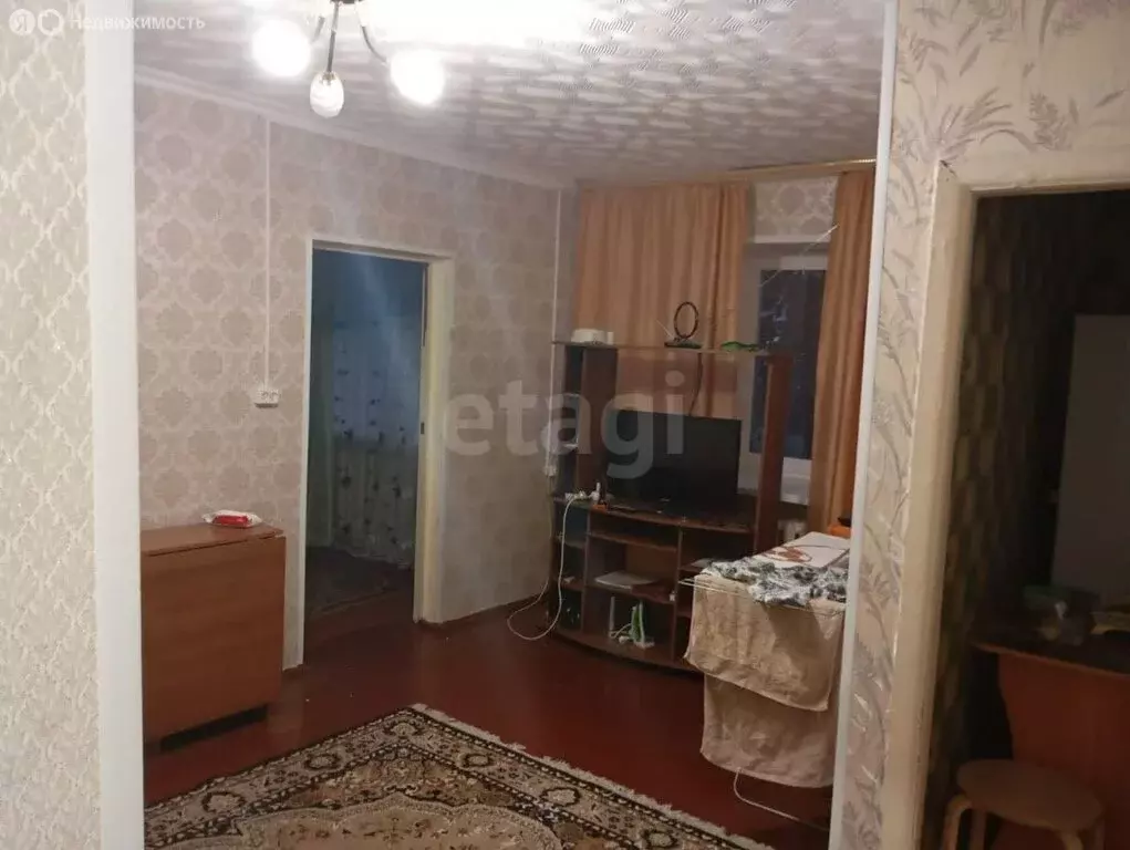 1-комнатная квартира: Омская область, рабочий посёлок Русская Поляна, ... - Фото 2