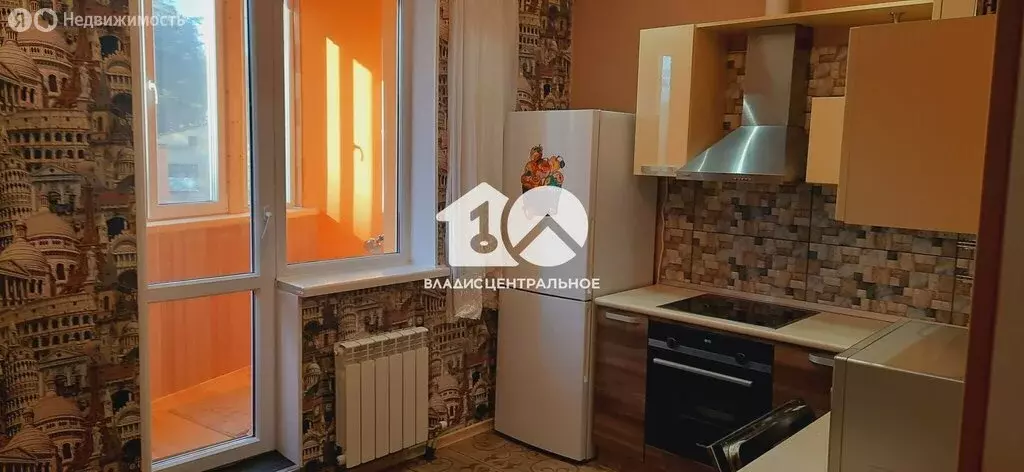3-комнатная квартира: Новосибирск, улица Залесского, 2/3 (81.3 м) - Фото 1