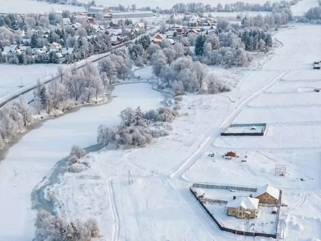 Участок в Московская область, Красногорск городской округ, д. ... - Фото 0