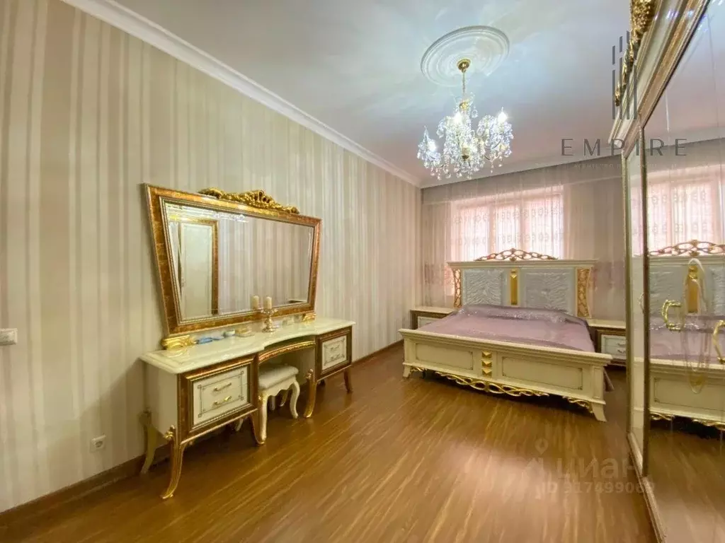 4-к кв. Чеченская республика, Грозный бул. Султана Дудаева, 26 (200.0 ... - Фото 0