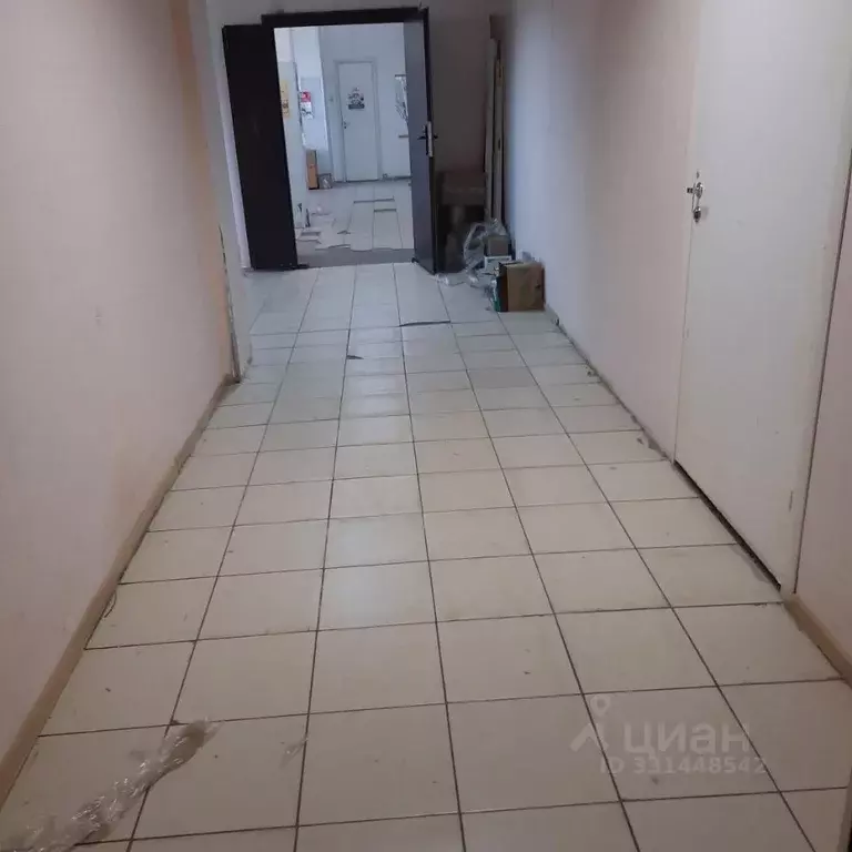 Помещение свободного назначения в Саха (Якутия), Нерюнгри ул. ... - Фото 1