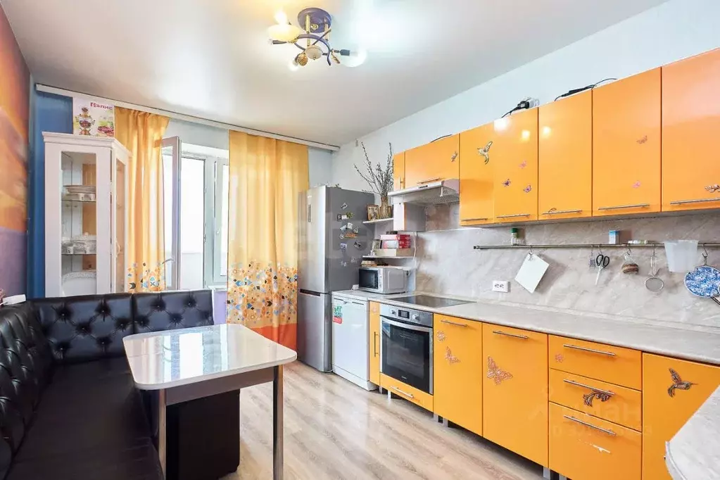 3-к кв. Тюменская область, Тюмень Заречный проезд, 41 (96.0 м) - Фото 1