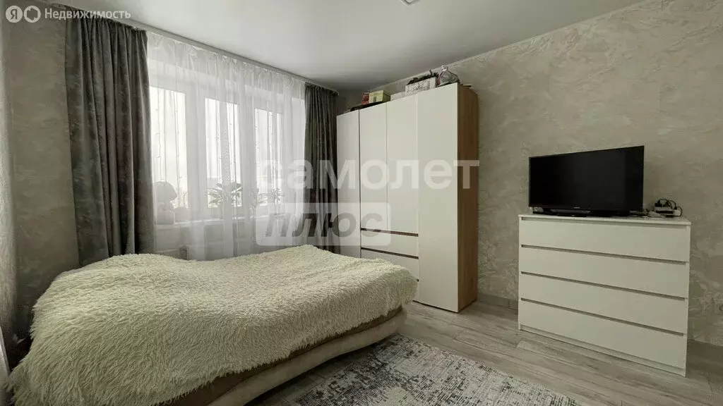 Квартира-студия: Уфа, улица Генерала Ишбулатова, 8/4 (30.8 м) - Фото 1