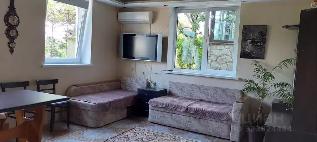 Дом в Краснодарский край, Туапсе Зенитная ул., 18 (188 м) - Фото 2