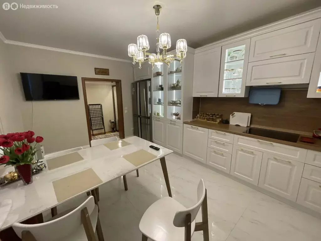 Дом в Махачкала, улица Мурсалова, 28 (240 м) - Фото 1