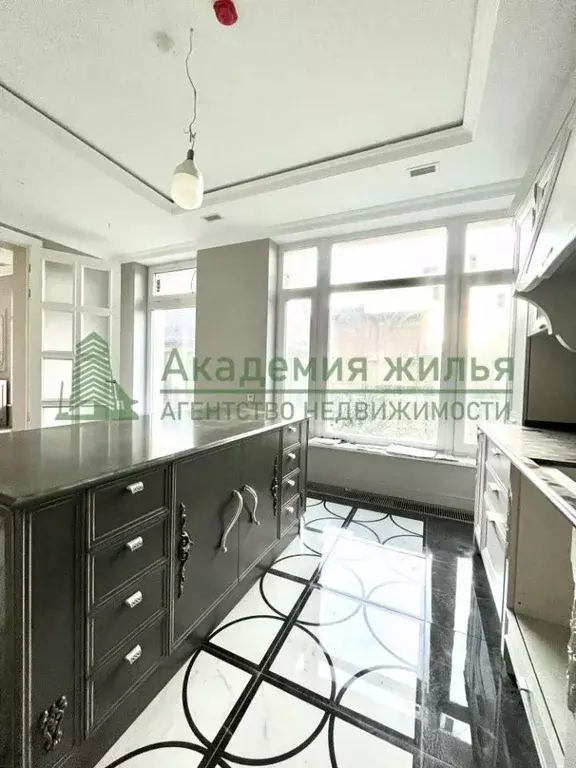 Дом в Саратовская область, Энгельс ул. 2-я Пономаревская, 16 (361 м) - Фото 1