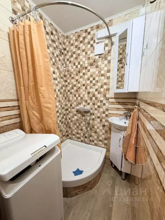 3-к кв. Крым, Керчь ул. Лейтенанта Бувина, 6 (58.0 м) - Фото 1