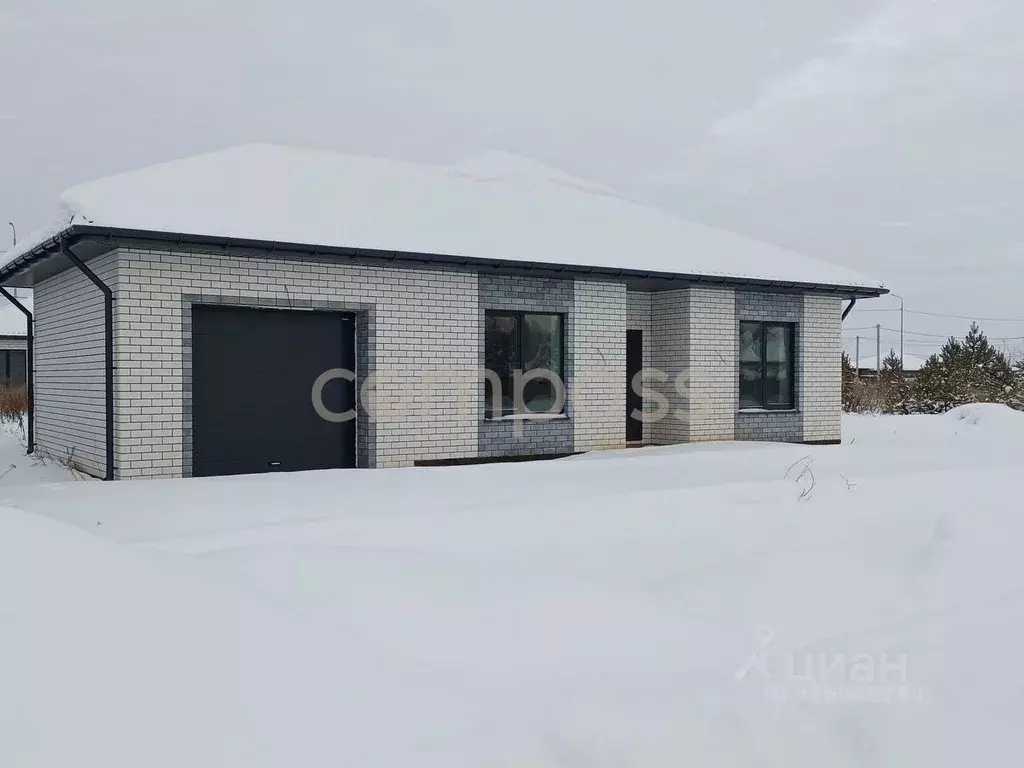 Дом в Тюменская область, Тюменский муниципальный округ, д. Ушакова ул. ... - Фото 1