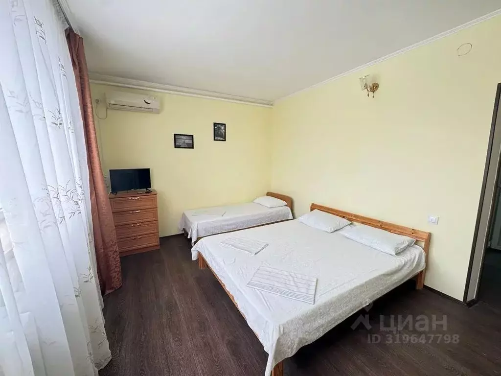 Комната Крым, Сакский район, с. Штормовое ул. Ленина, 22 - Фото 0