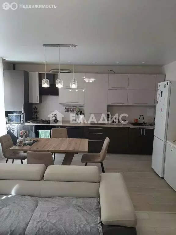 2-комнатная квартира: Калининград, Новгородская улица, 5к1 (77 м) - Фото 0