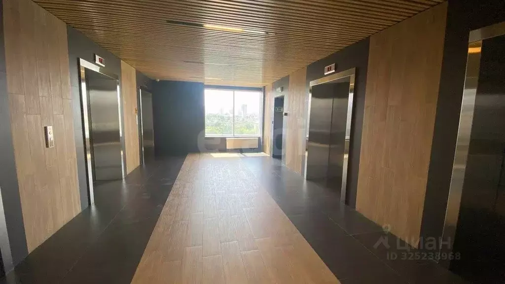 Помещение свободного назначения в Свердловская область, Екатеринбург ... - Фото 1