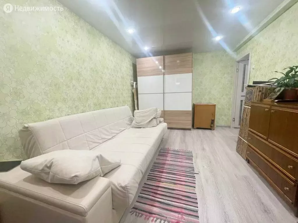 2-комнатная квартира: Мурманск, улица Челюскинцев, 21А (44 м) - Фото 0