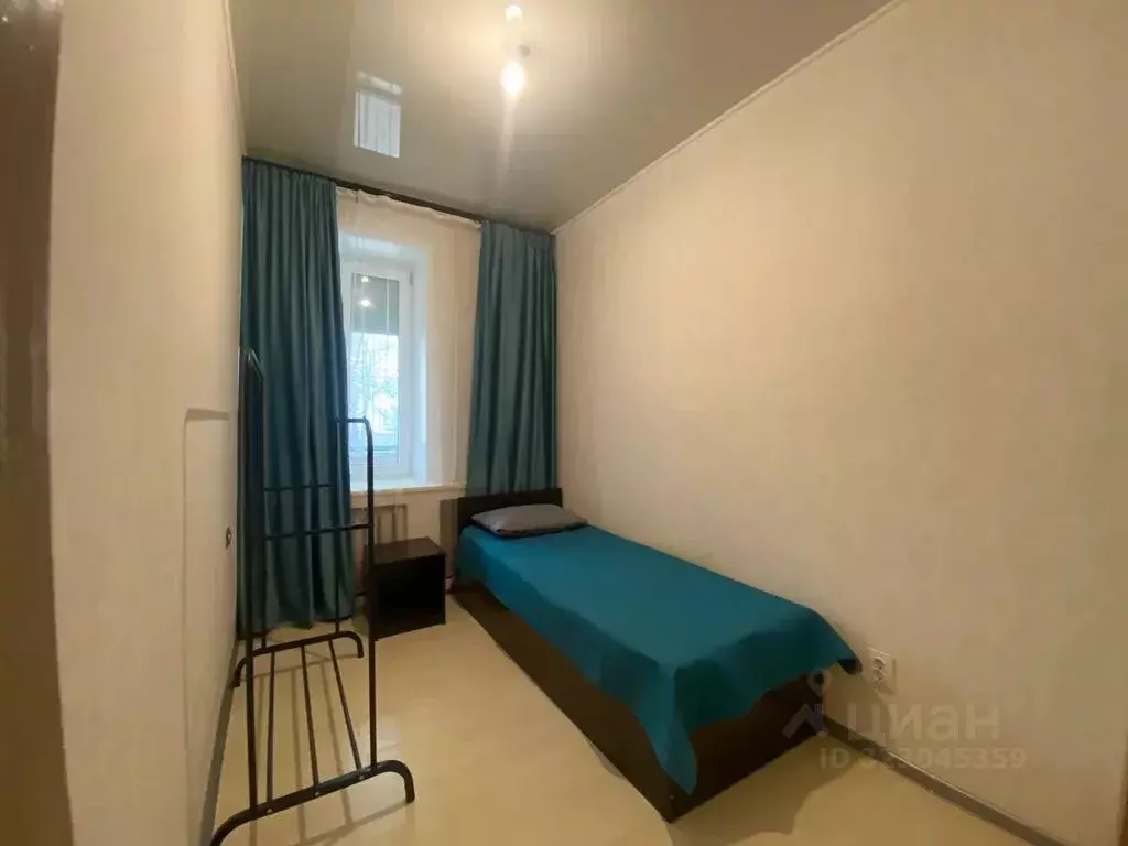 Комната Забайкальский край, Чита Магистральная ул., 13 - Фото 1