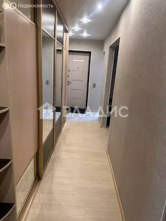 4-комнатная квартира: Благовещенск, улица Калинина, 142 (69.9 м) - Фото 2