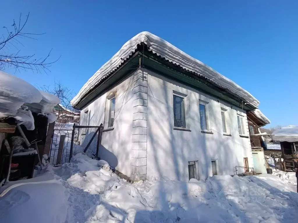 Дом в Кемеровская область, Новокузнецк Широкая ул., 63 (100 м) - Фото 1