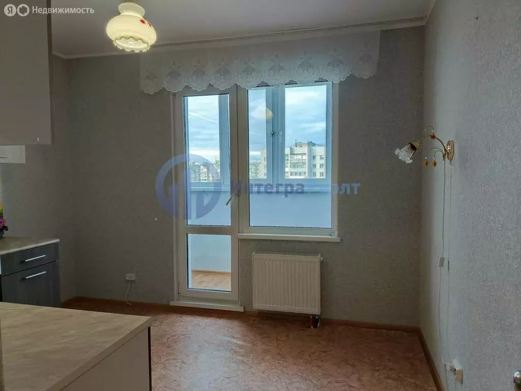 1-комнатная квартира: Курган, улица Калинина, 16 (36 м) - Фото 1
