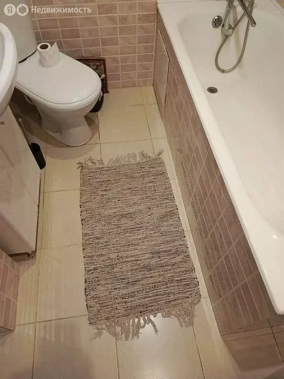 2-комнатная квартира: Краснотурьинск, Базстроевская улица, 16 (47 м) - Фото 1