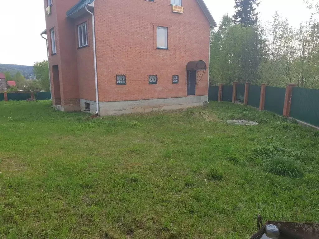 Коттедж в Кемеровская область, Мыски Карьерная ул., 13 (300 м) - Фото 1