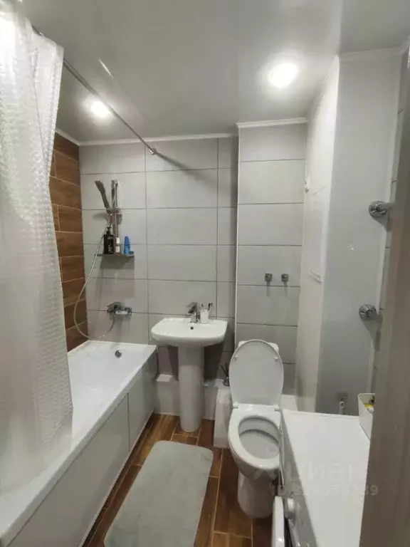 2-к кв. Татарстан, Нижнекамск ул. 30 лет Победы, 2/39 (43.8 м) - Фото 1