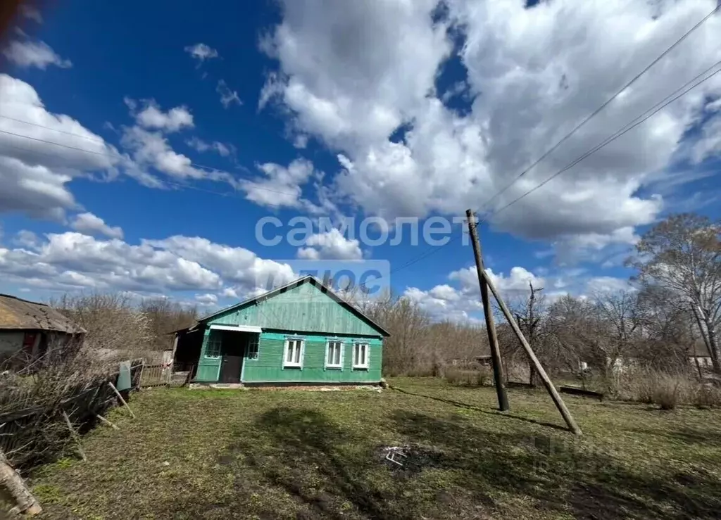 Дом в Курская область, Золотухинский район, Ануфриевский сельсовет, д. ... - Фото 1