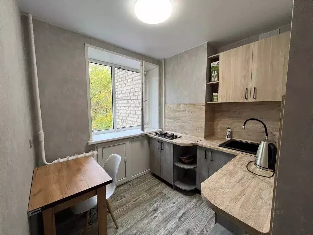 3-к кв. Волгоградская область, Волгоград ул. Пархоменко, 41 (52.0 м) - Фото 1