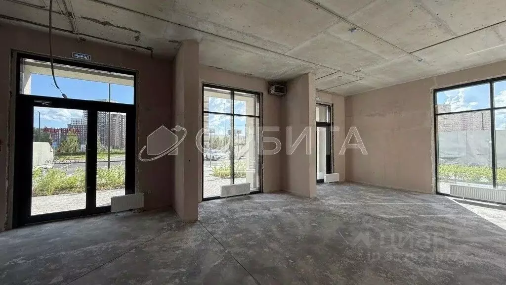 Офис в Тюменская область, Тюмень ул. Василия Подшибякина, 7 (90 м) - Фото 1