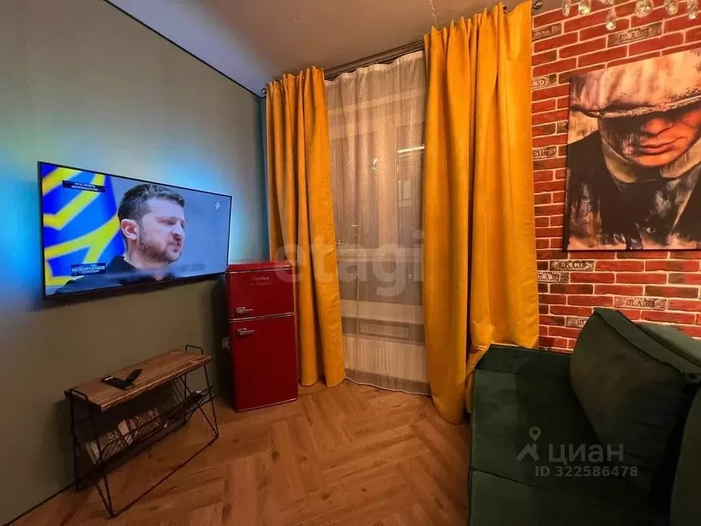 Студия Тюменская область, Тюмень ул. Пожарных и Спасателей, 1 (35.9 м) - Фото 2