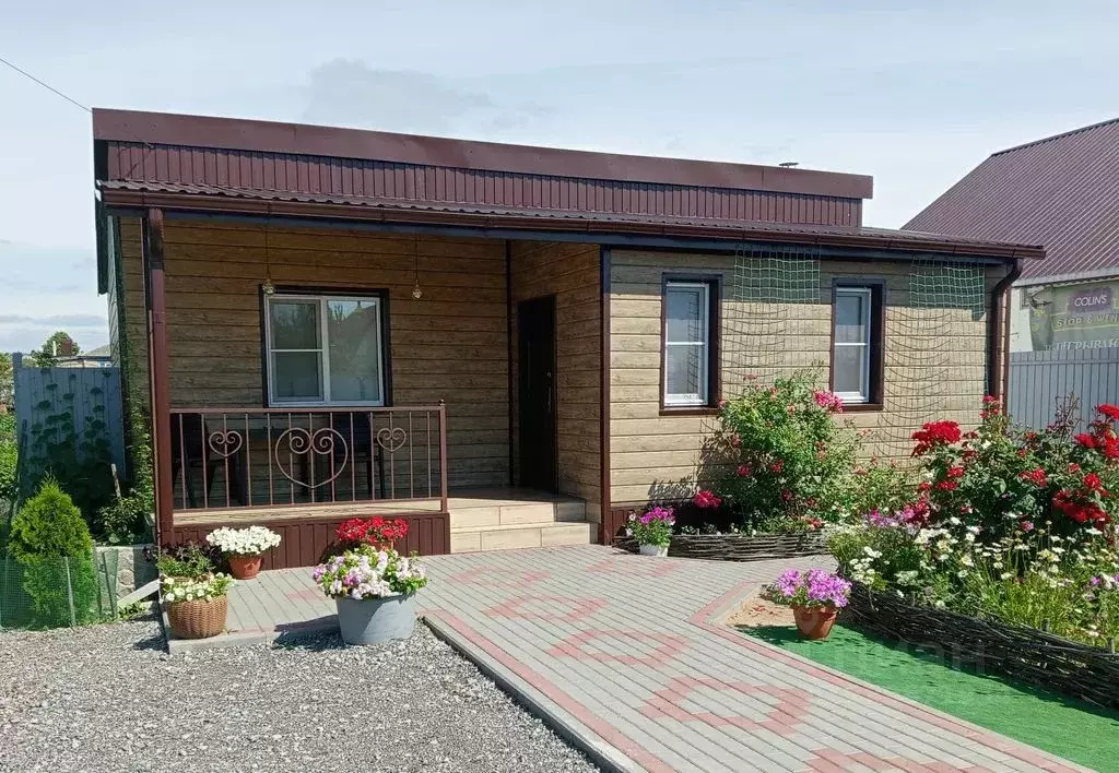 Дом в Воронежская область, Богучар Береговая ул., 3 (49 м) - Фото 1