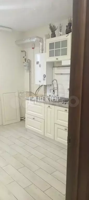 2-к. квартира, 62 м, 1/3 эт. - Фото 1