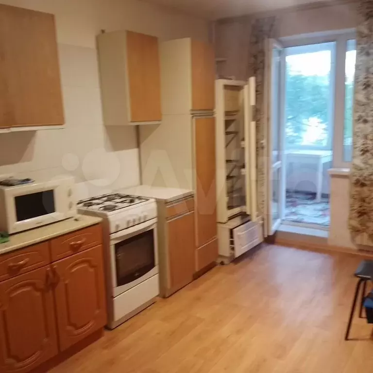 1-к. квартира, 45 м, 1/9 эт. - Фото 1