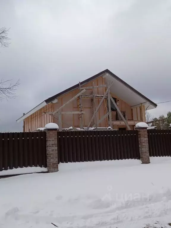 Дом в Ленинградская область, Подпорожский район, Никольское городское ... - Фото 0