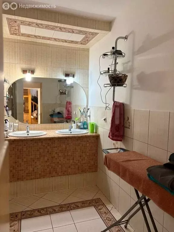 Дом в село Чемал, улица Энтузиастов (250 м) - Фото 2