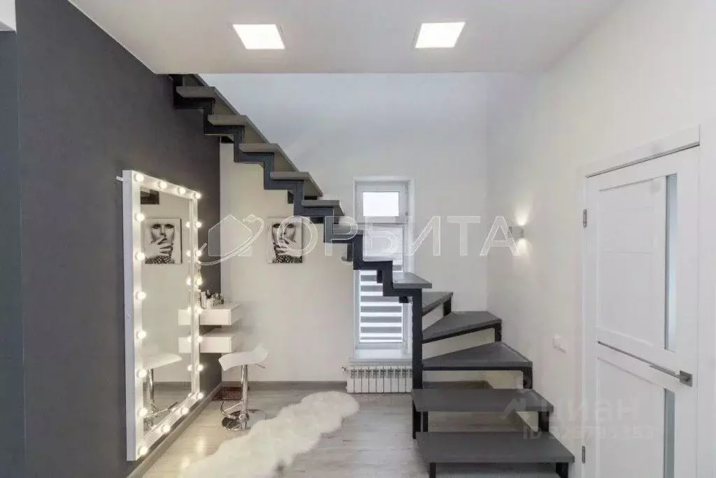 Дом в Тюменская область, Тюменский муниципальный округ, д. Паренкина  ... - Фото 1