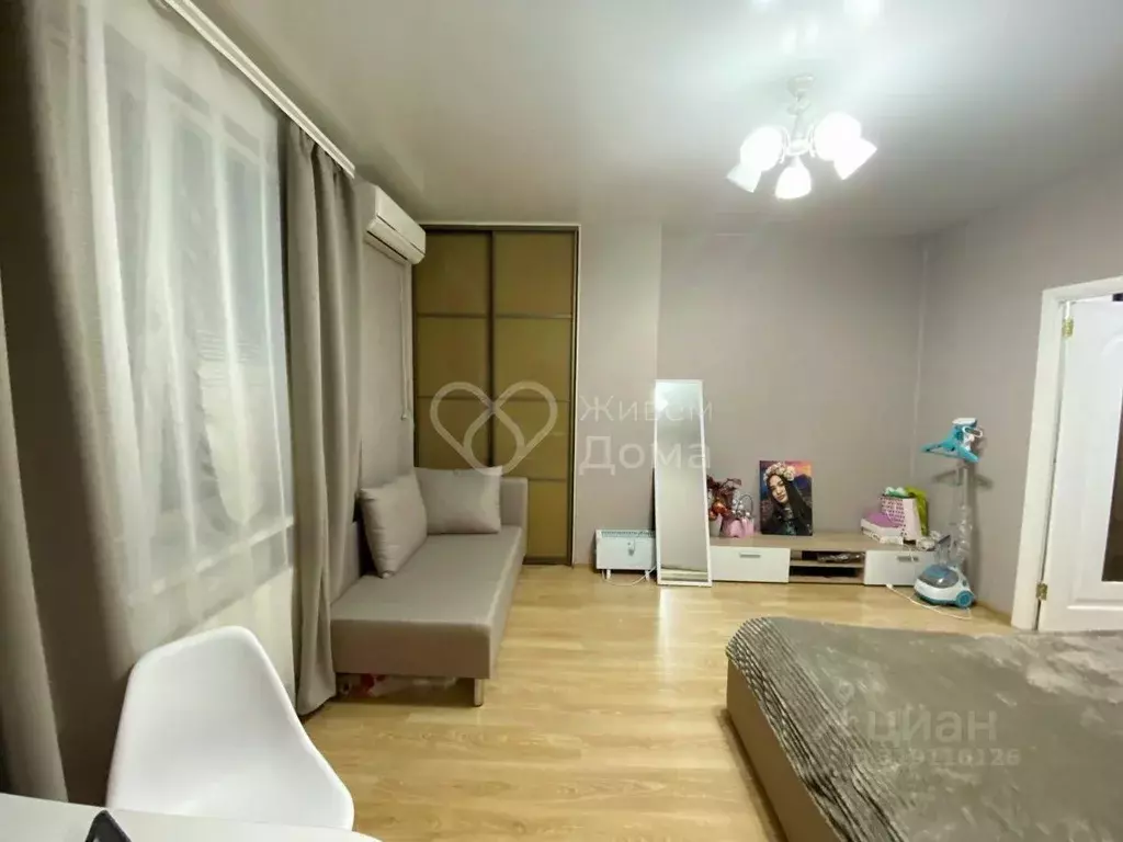 1-к кв. Волгоградская область, Волгоград Донецкая ул., 16а (28.7 м) - Фото 1