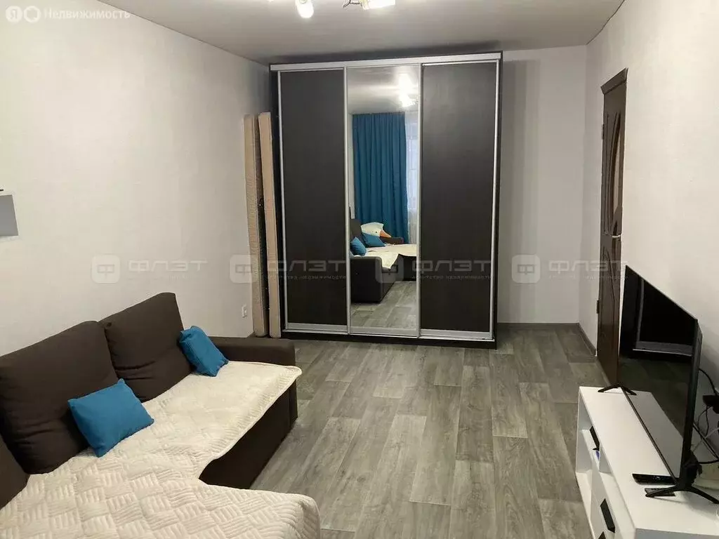 1-комнатная квартира: Казань, улица Комарова, 8 (29.9 м) - Фото 2