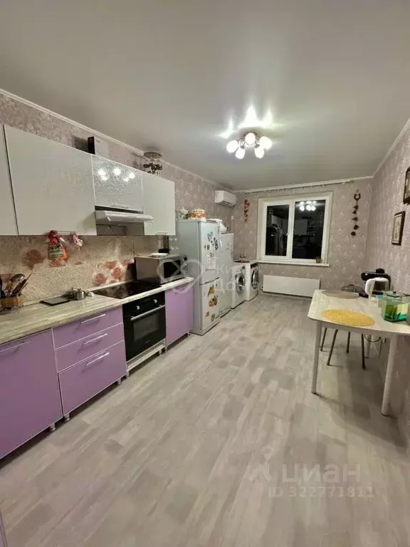 3-к кв. Волгоградская область, Волгоград ул. Тимирязева, 35 (69.5 м) - Фото 1