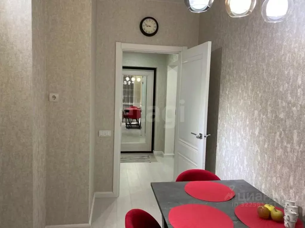 1-к кв. Сахалинская область, Южно-Сахалинск Загородная ул., 2к4 (34.0 ... - Фото 1