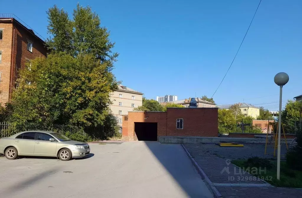 Гараж в Новосибирская область, Новосибирск ул. Титова, 10/1 (13 м) - Фото 1